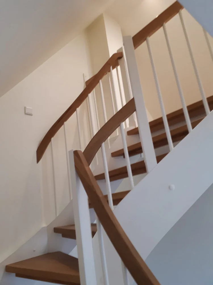 tipa_referenzen_treppen_1 Hochwertige Holzarbeiten von TIPA – Ihre Tischlerei in Husum | Maßgefertigte Fenster, Türen und Treppen von TIPA aus Nordfriesland