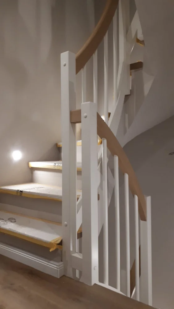 tipa_referenzen_treppen_8 Hochwertige Holzarbeiten von TIPA – Ihre Tischlerei in Husum | Maßgefertigte Fenster, Türen und Treppen von TIPA aus Nordfriesland