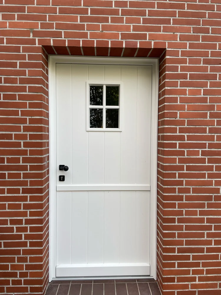 tipa_referenzen_tueren_15 Hochwertige Holzarbeiten von TIPA – Ihre Tischlerei in Husum | Maßgefertigte Fenster, Türen und Treppen von TIPA aus Nordfriesland