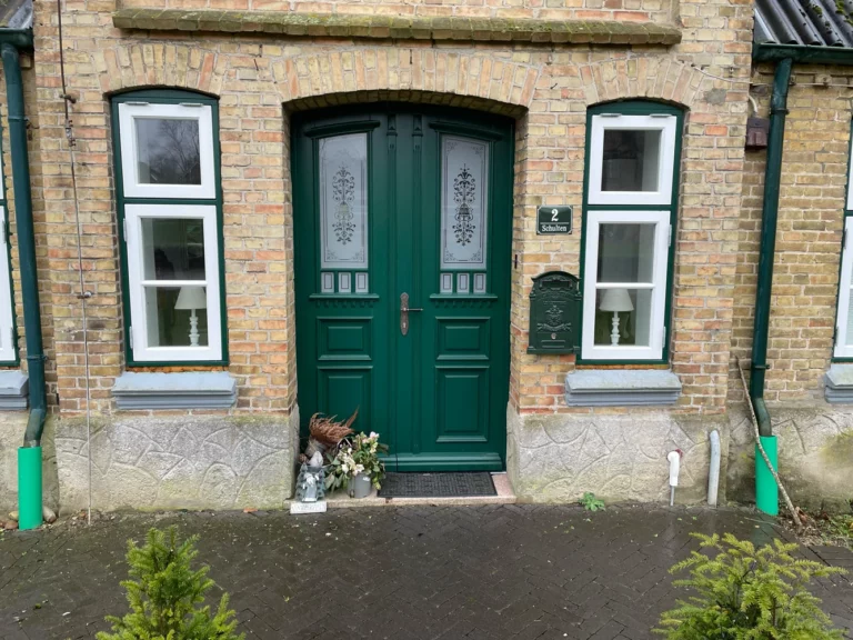 tipa_referenzen_tueren_18 Hochwertige Holzarbeiten von TIPA – Ihre Tischlerei in Husum | Maßgefertigte Fenster, Türen und Treppen von TIPA aus Nordfriesland