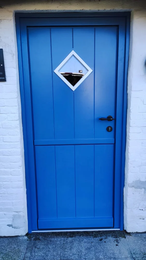tipa_referenzen_tueren_2 Hochwertige Holzarbeiten von TIPA – Ihre Tischlerei in Husum | Maßgefertigte Fenster, Türen und Treppen von TIPA aus Nordfriesland
