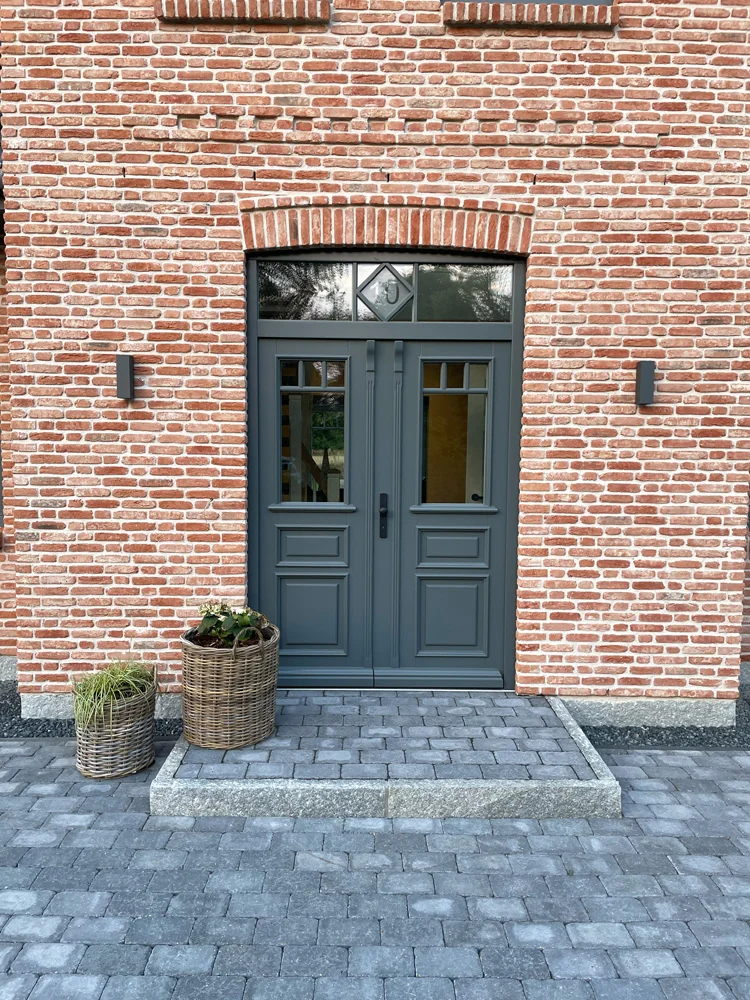 tipa_referenzen_tueren_24 Hochwertige Holzarbeiten von TIPA – Ihre Tischlerei in Husum | Maßgefertigte Fenster, Türen und Treppen von TIPA aus Nordfriesland