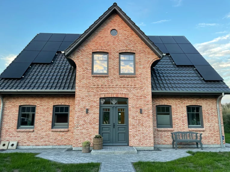 tipa_referenzen_tueren_25 Hochwertige Holzarbeiten von TIPA – Ihre Tischlerei in Husum | Maßgefertigte Fenster, Türen und Treppen von TIPA aus Nordfriesland