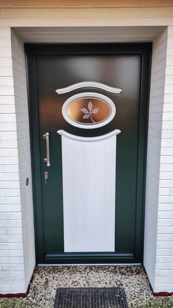 tipa_referenzen_tueren_3 Hochwertige Holzarbeiten von TIPA – Ihre Tischlerei in Husum | Maßgefertigte Fenster, Türen und Treppen von TIPA aus Nordfriesland