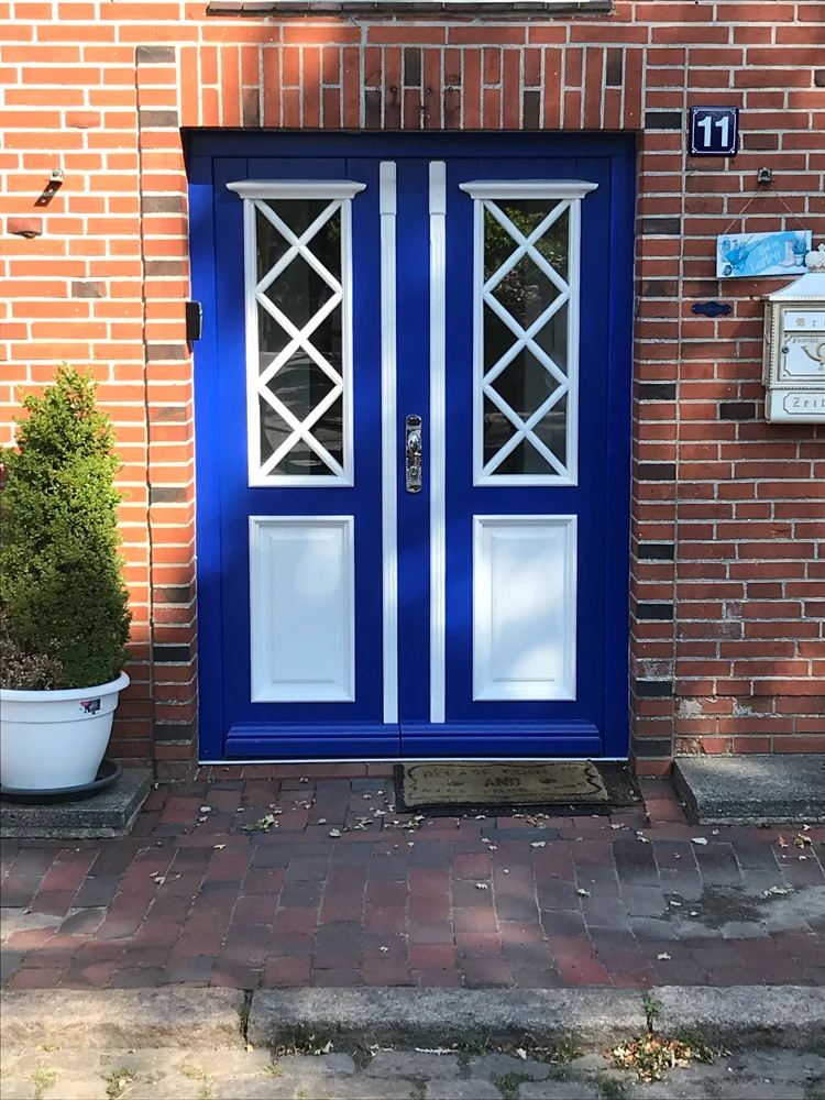 tipa_referenzen_tueren_37 Hochwertige Holzarbeiten von TIPA – Ihre Tischlerei in Husum | Maßgefertigte Fenster, Türen und Treppen von TIPA aus Nordfriesland