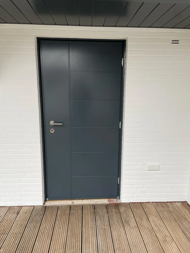 tipa_referenzen_tueren_44 Hochwertige Holzarbeiten von TIPA – Ihre Tischlerei in Husum | Maßgefertigte Fenster, Türen und Treppen von TIPA aus Nordfriesland